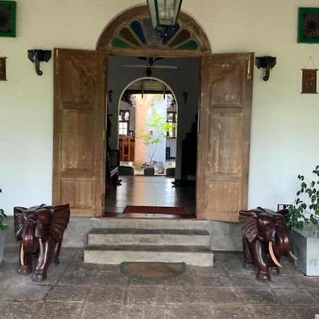 Lali Villa & Fruit Garden Galle Exterior photo