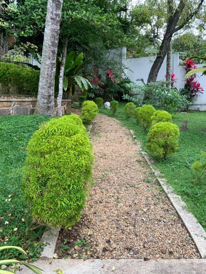 Lali Villa & Fruit Garden Galle Exterior photo