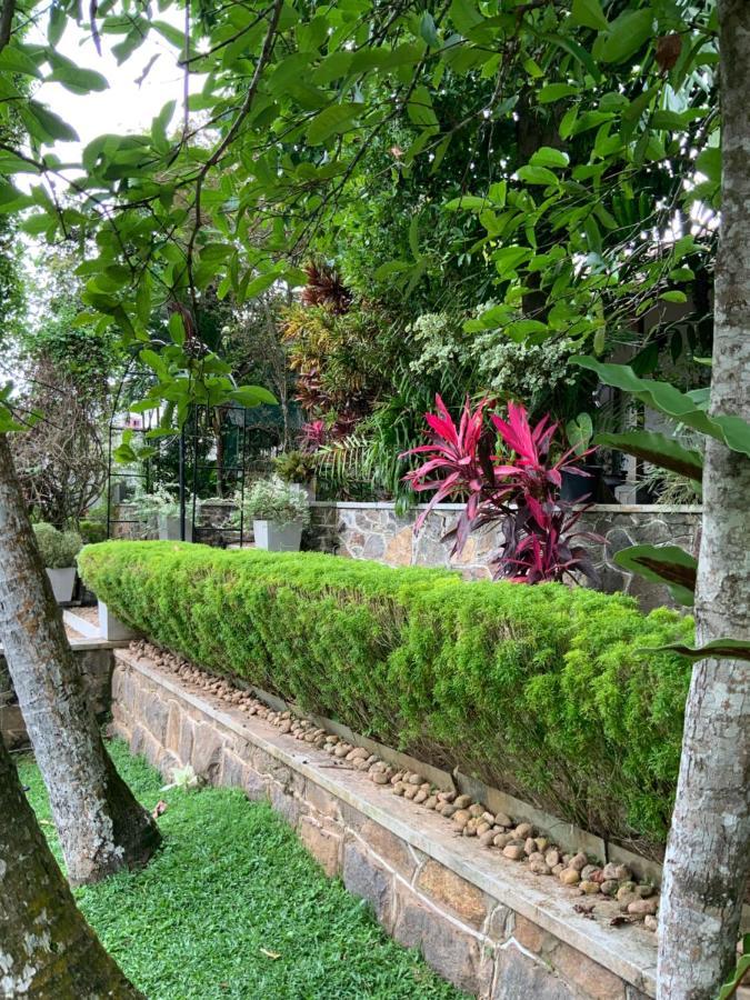 Lali Villa & Fruit Garden Galle Exterior photo